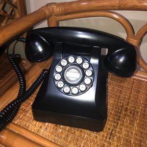 Retro landline phone